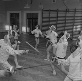 Trening szermierki we Wrocławskim Klubie Szermierczym „Kolejarz”
