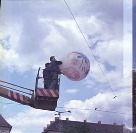 Wypuszczenie balonów