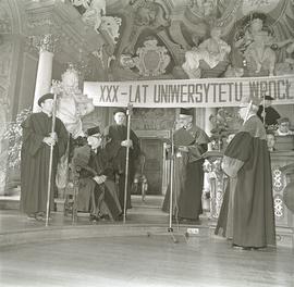 Nadanie tytułu doktora honoris causa Uniwersytetu Wrocławskiego prof. Henrykowi Jabłońskiemu