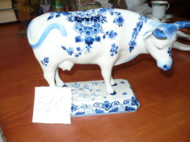 Figurka krowy